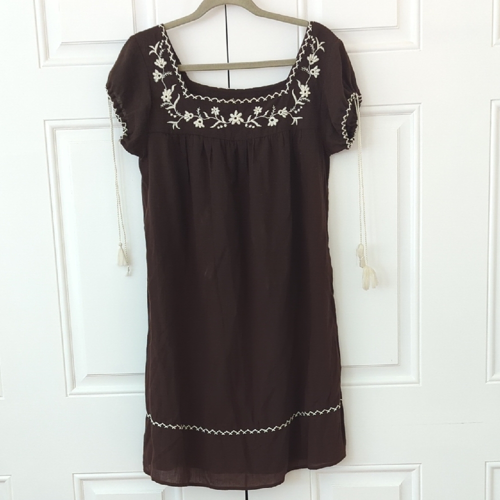 LOFT Chocolate Brown Garment with Ivory Detailing